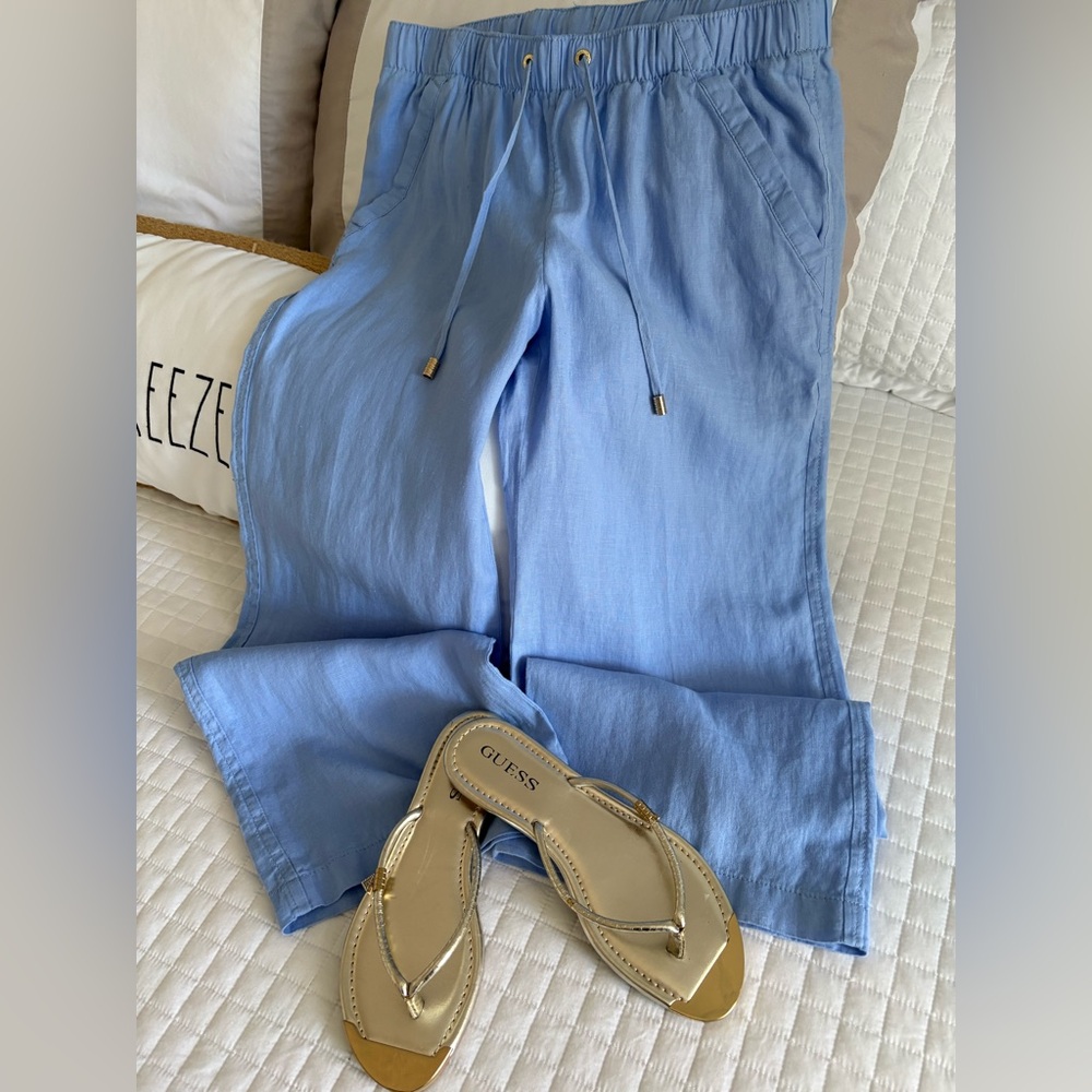 Lilly Pulitzer Lagoon Linen, Light Blue Linen